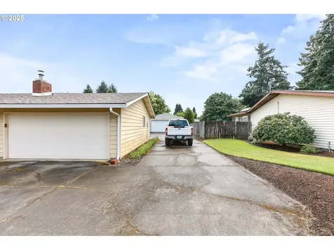 1120 N Lupine Court Canby OR 97013