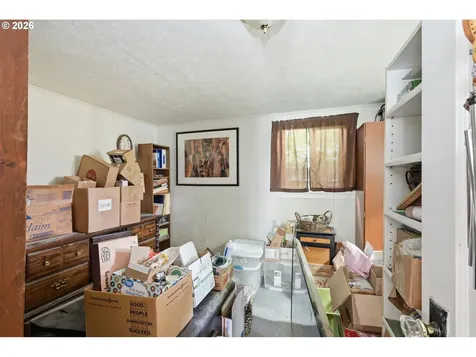 352 N Bertelsen Road Eugene OR 97402