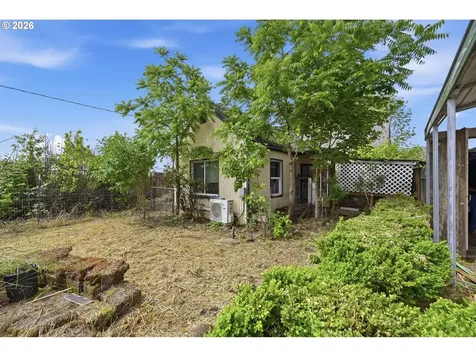 352 N Bertelsen Road Eugene OR 97402