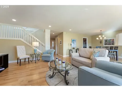 10350 SW Greenleaf Terrace Portland OR 97224