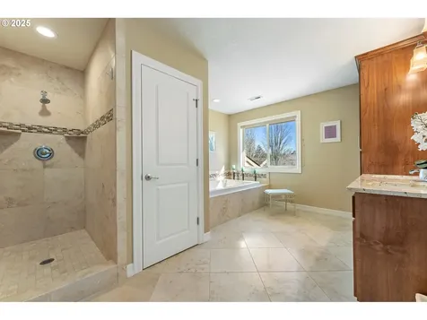 10350 SW Greenleaf Terrace Portland OR 97224