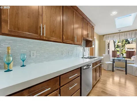 10350 SW Greenleaf Terrace Portland OR 97224