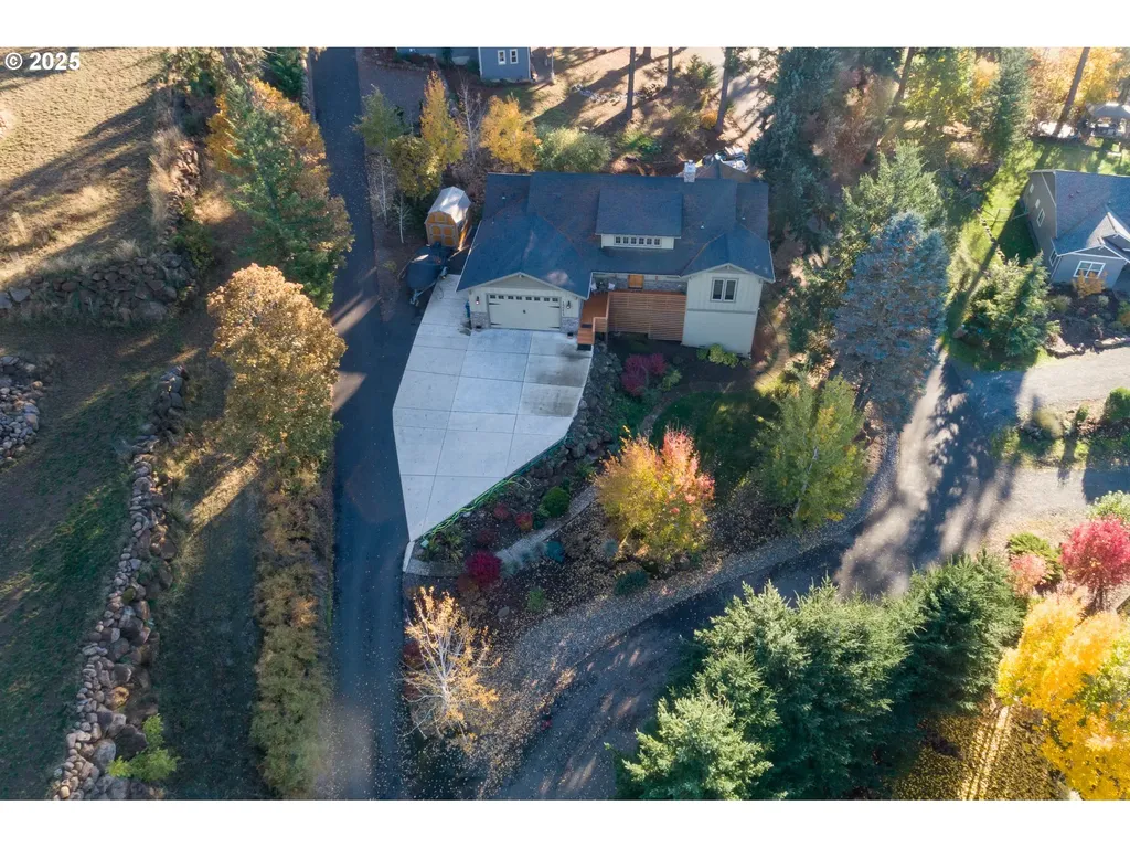 1241 Fruit Valley Lane White Salmon WA 98672