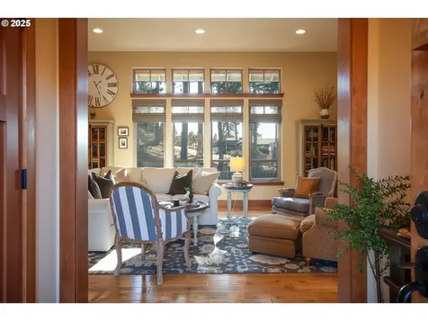 1241 Fruit Valley Lane White Salmon WA 98672