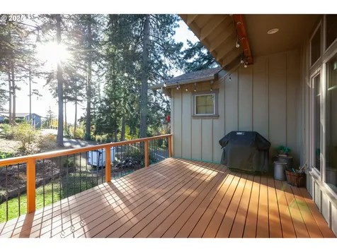 1241 Fruit Valley Lane White Salmon WA 98672