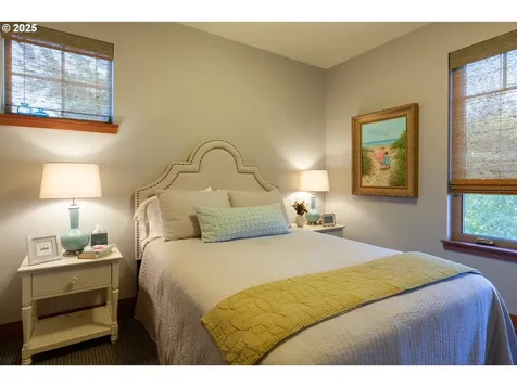 1241 Fruit Valley Lane White Salmon WA 98672