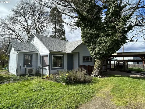 1764 Old Town Loop Road Oakland OR 97462