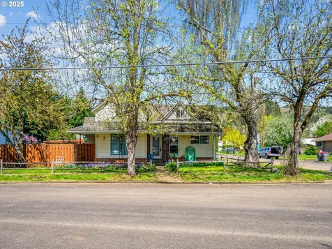 247 NE Yamhill Street Sheridan OR 97378
