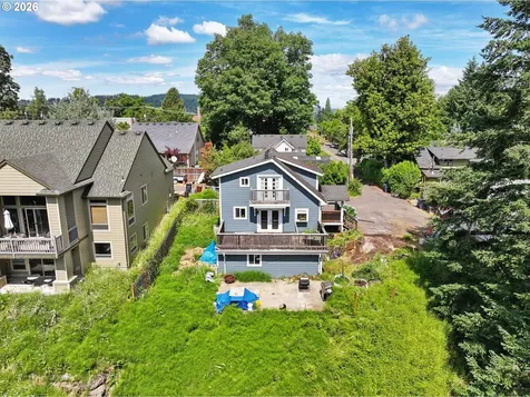 1612 12th Street Oregon City OR 97045