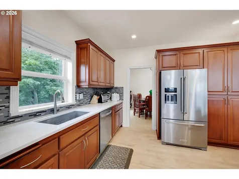 10520 SE Isaac Drive Happy Valley OR 97086