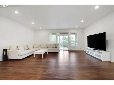 10520 SE Isaac Drive Happy Valley OR 97086