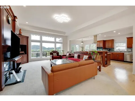 10520 SE Isaac Drive Happy Valley OR 97086