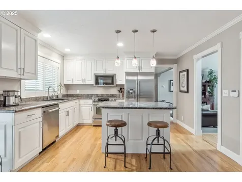 11215 SW Chickadee Terrace Beaverton OR 97007