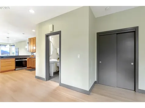 22 Mosier Creek Place Mosier OR 97040