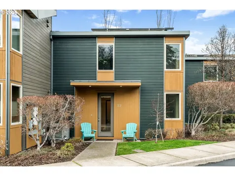 22 Mosier Creek Place Mosier OR 97040
