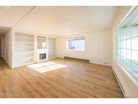 4601 SW Coast Avenue Lincoln City OR 97367