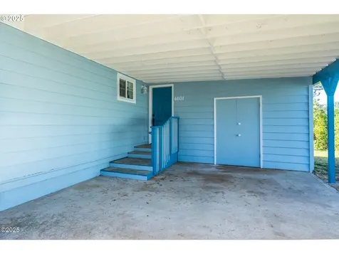 4601 SW Coast Avenue Lincoln City OR 97367
