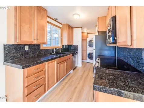 4601 SW Coast Avenue Lincoln City OR 97367