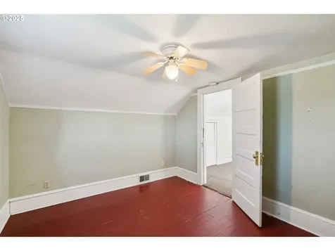 519 Roosevelt Street Oregon City OR 97045