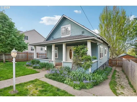 519 Roosevelt Street Oregon City OR 97045