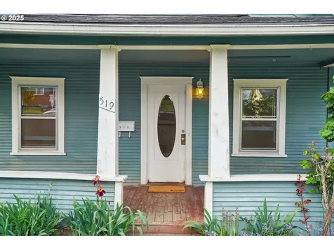 519 Roosevelt Street Oregon City OR 97045