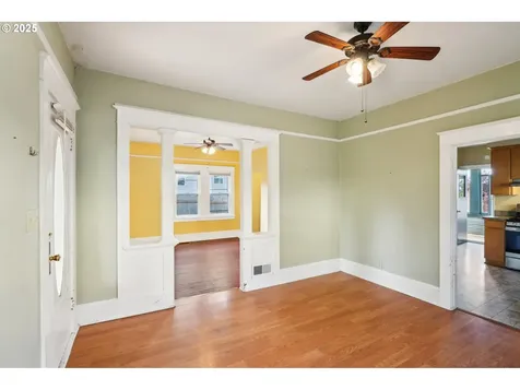 519 Roosevelt Street Oregon City OR 97045
