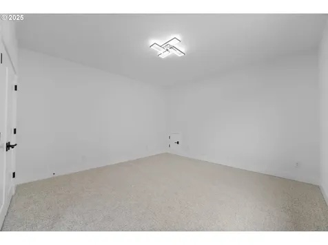 10707 SE 13th Circle Vancouver WA 98664