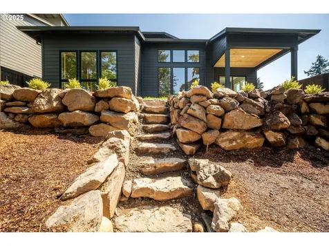 10707 SE 13th Circle Vancouver WA 98664