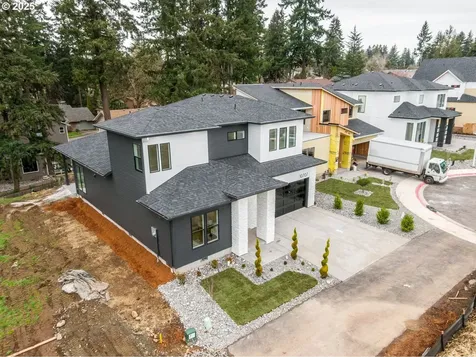 10707 SE 13th Circle Vancouver WA 98664