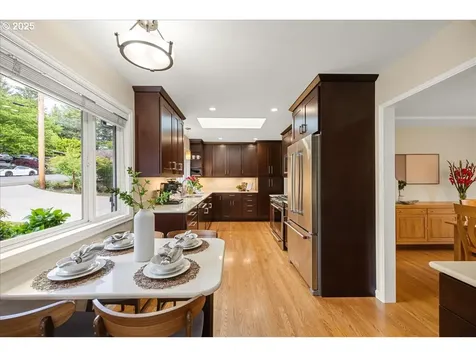 10250 SW Arborcrest Way Portland OR 97225