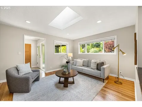 10250 SW Arborcrest Way Portland OR 97225
