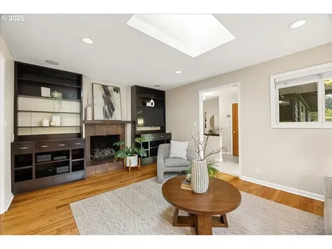 10250 SW Arborcrest Way Portland OR 97225