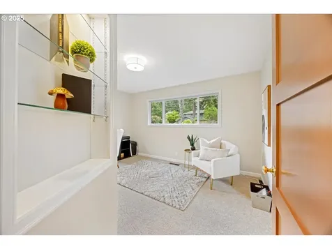 10250 SW Arborcrest Way Portland OR 97225
