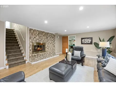 10250 SW Arborcrest Way Portland OR 97225