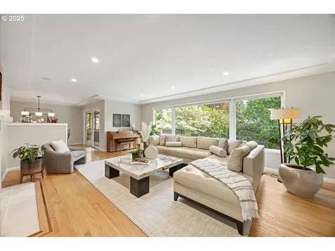 10250 SW Arborcrest Way Portland OR 97225