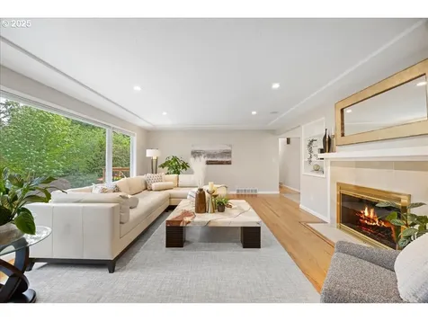 10250 SW Arborcrest Way Portland OR 97225