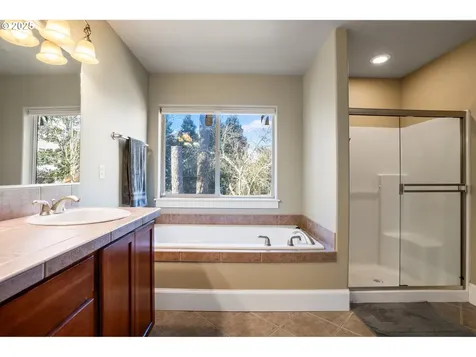 5689 NW Lark Meadow Terrace Portland OR 97229