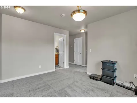 6203 NE 70th Court Vancouver WA 98661