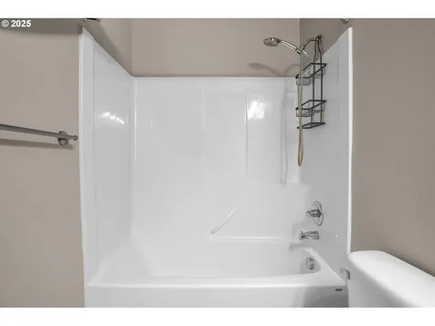 6203 NE 70th Court Vancouver WA 98661