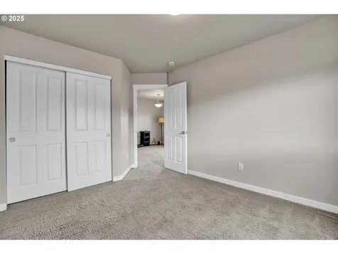6203 NE 70th Court Vancouver WA 98661