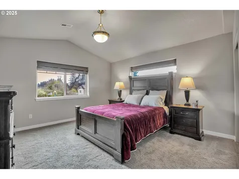 6203 NE 70th Court Vancouver WA 98661