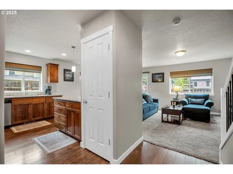 6203 NE 70th Court Vancouver WA 98661
