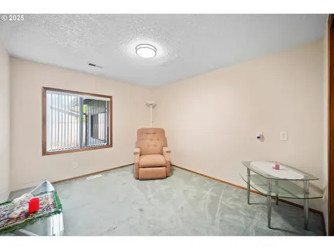 15651 SE Clinton Court Portland OR 97236