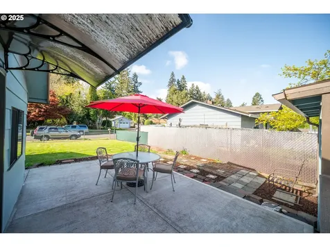 15651 SE Clinton Court Portland OR 97236