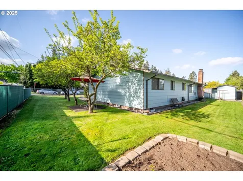 15651 SE Clinton Court Portland OR 97236