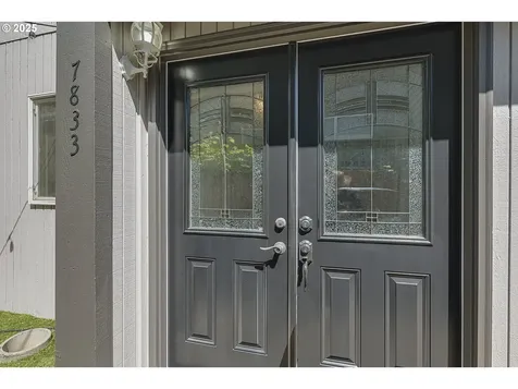 7831 SW 34th Avenue Portland OR 97219