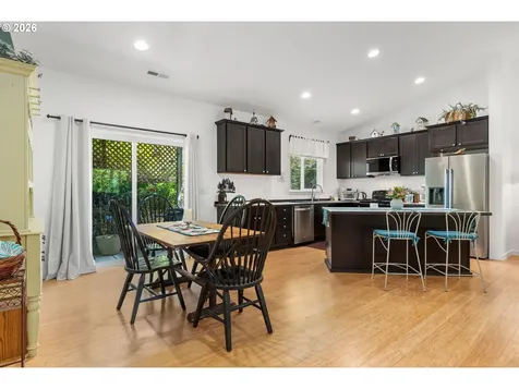 242 NW Willard Street Stevenson WA 98648