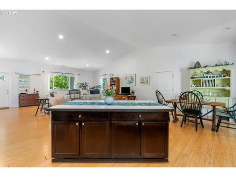 242 NW Willard Street Stevenson WA 98648