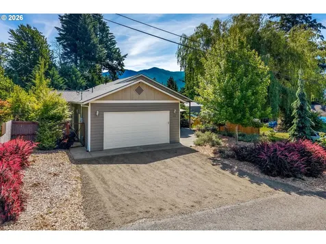 242 NW Willard Street Stevenson WA 98648