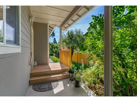 242 NW Willard Street Stevenson WA 98648